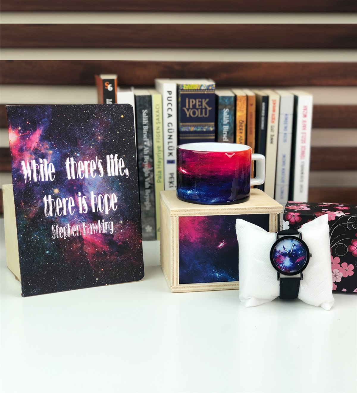 Nebula Tasarımlı Hediye SetiGiftmodaNebula-3'lü-Hediye-Seti