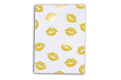 Parlayan Öpücük Defter
