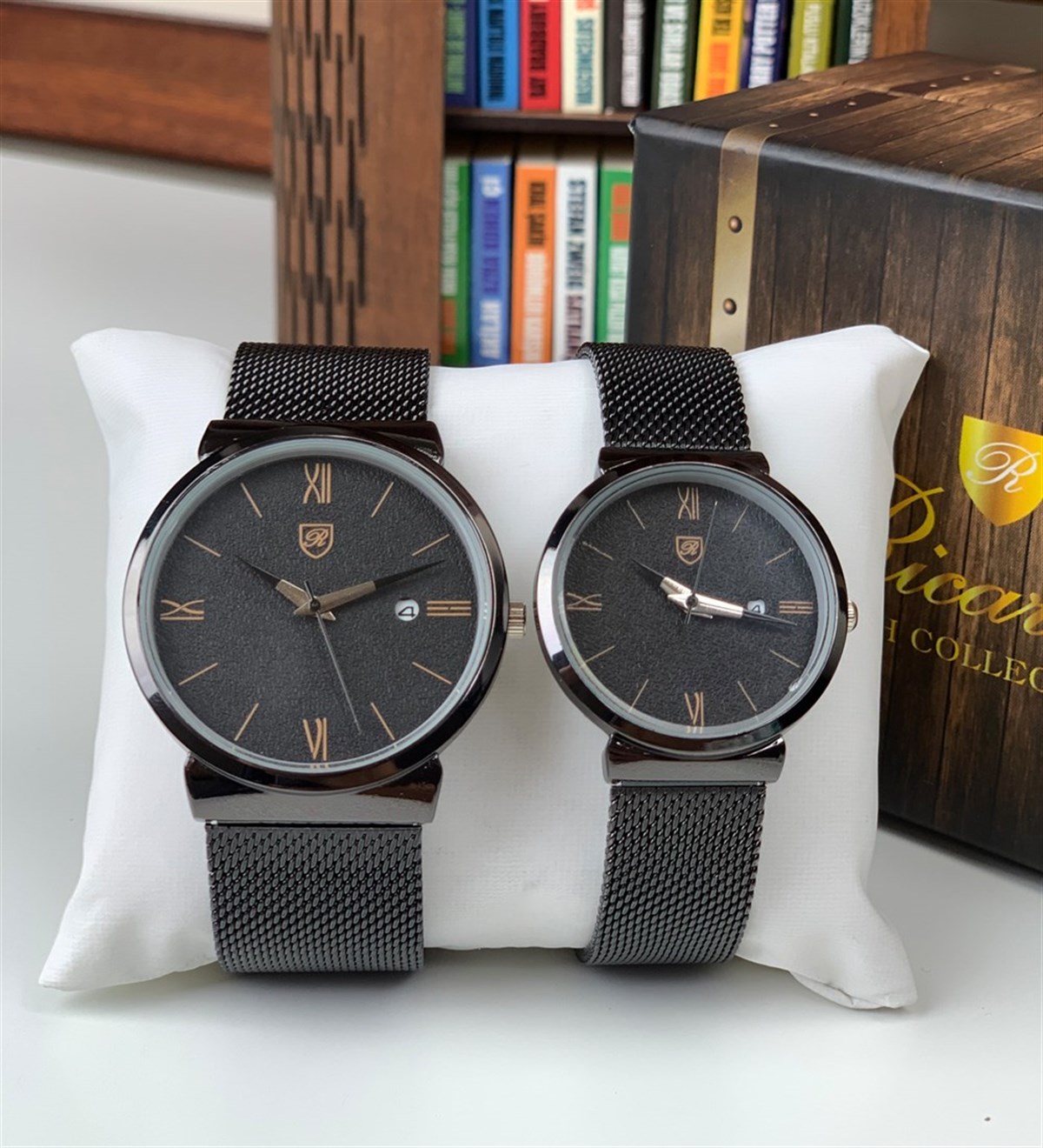 Siyah Kordon Çift Saati