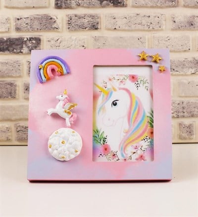 Unicorn Kabartmalı Tasarım Fotoğraf Çerçevesi