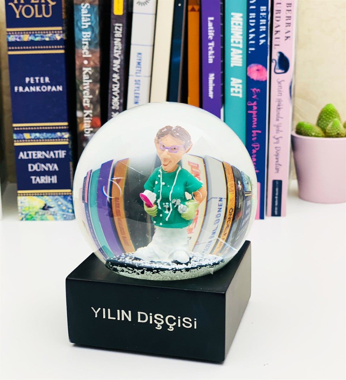 Yılın Dişcisi Işıklı Kar KüresiGiftmodaWG-017