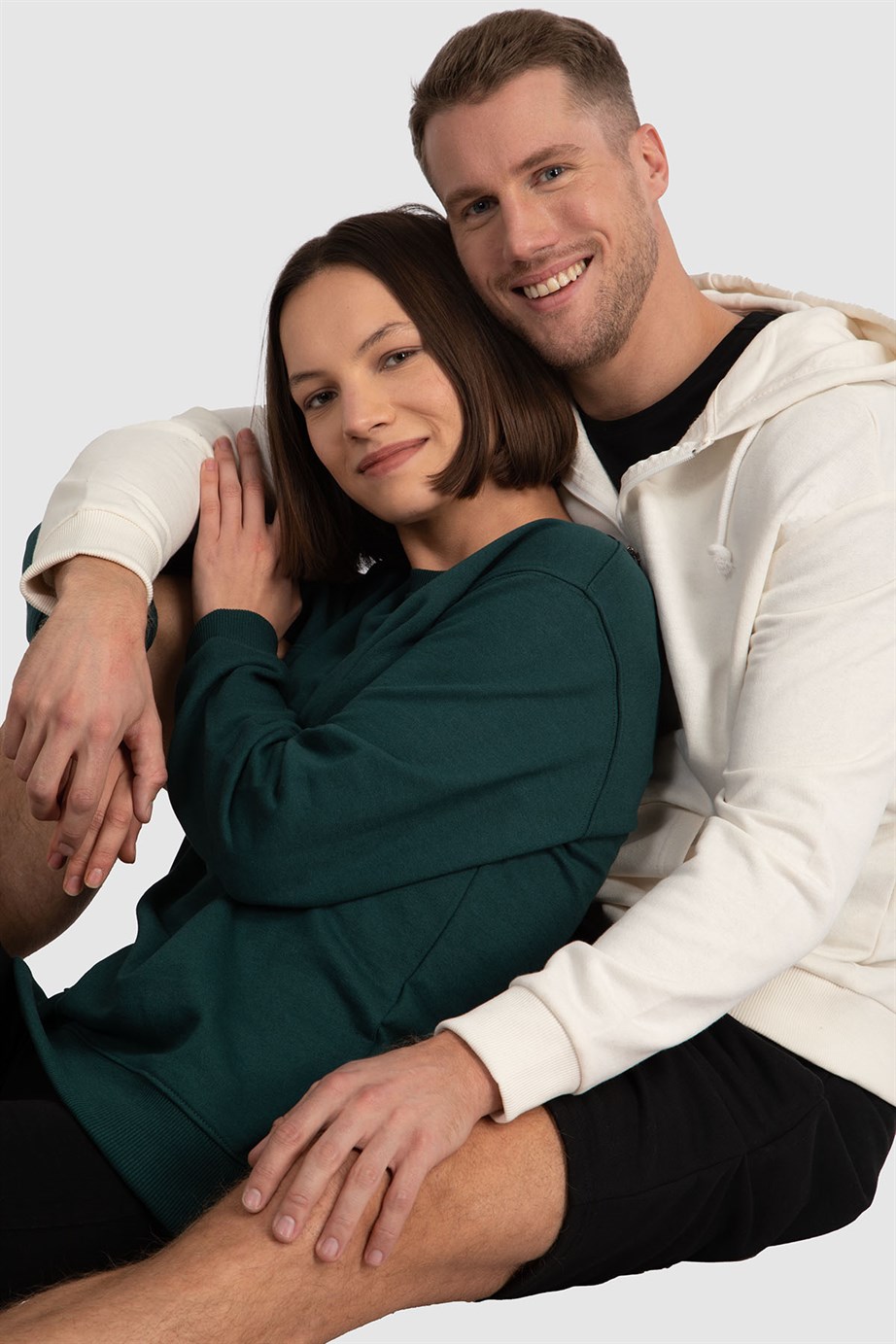 Fermuarlı Kapüşonlu Sweatshirt