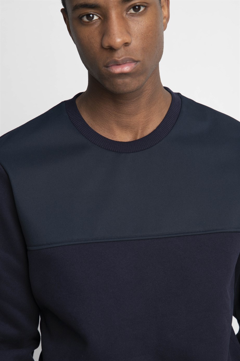 Pamuk Bisiklet Yaka Önü Parçalı Sweatshirt