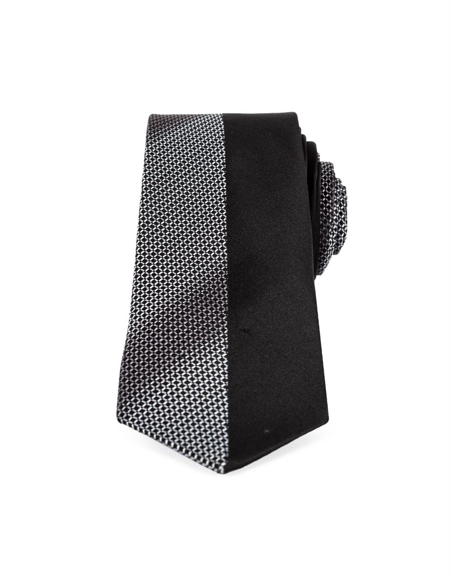 TIE MOTIF PANEL-   KRAVAT TIE