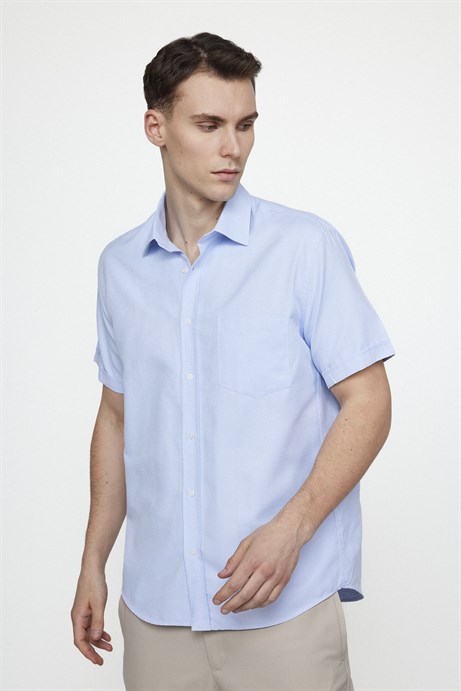 Klasik Fit Kısa Kol Armürlü Kravatlık Pamuklu Erkek Gömlek