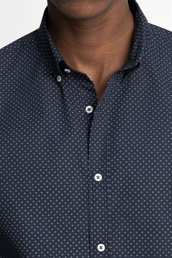 Slim Fit Dar Kesim Pamuklu Kolay Ütülenebilir Desenli Erkek Gömlek