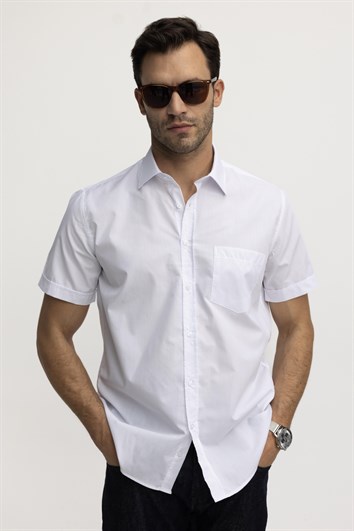 Klasik Fit Kısa Kol Düz Kravatlık Kolay Ütülenebilir Erkek Gömlek