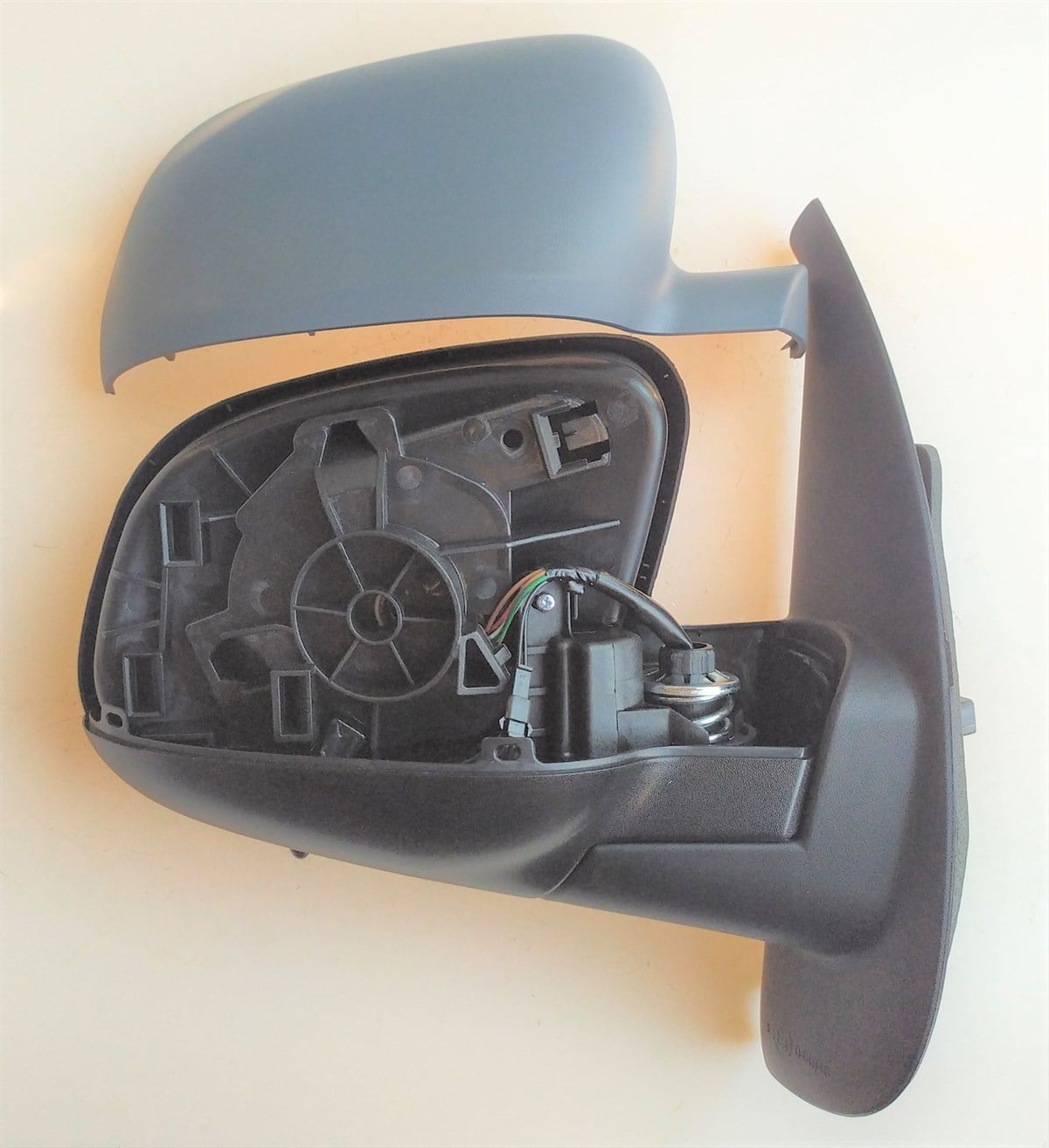 AYNA RENAULT-MERCEDES KANGOO-CİTAN W145 2013- ELEKTRİKLİ ISITMALI ASTARLI SENSÖRLÜ ASFERİK SAĞ