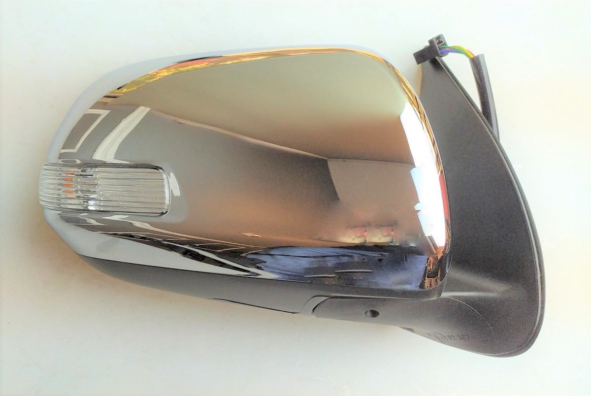 AYNA TOYOTA HILUX VIGO 2012-2015 ELEKTRİKLİ SİNYALLİ KROM SAĞ