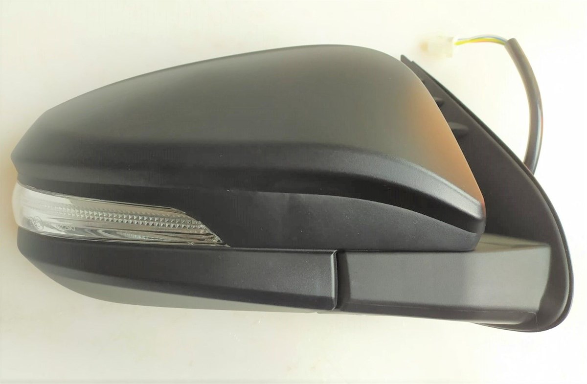 AYNA TOYOTA HILUX REVO 2015- ELEKTRİKLİ SİNYALLİ SİYAH BOYANABİLİR SAĞ