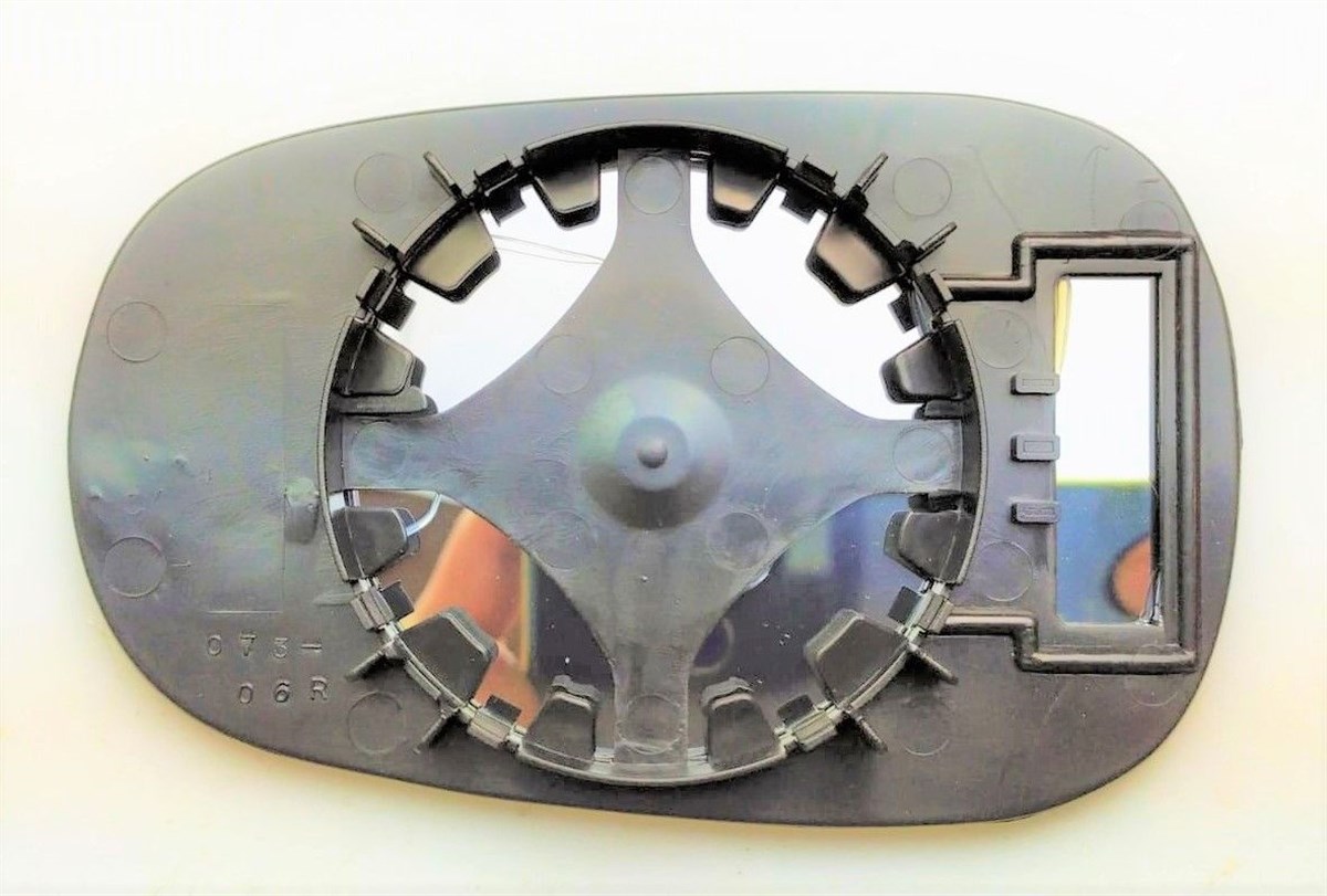 CAM RENAULT CLİO (MEGANE SCENİC 96-) 1998-2005 SAĞ