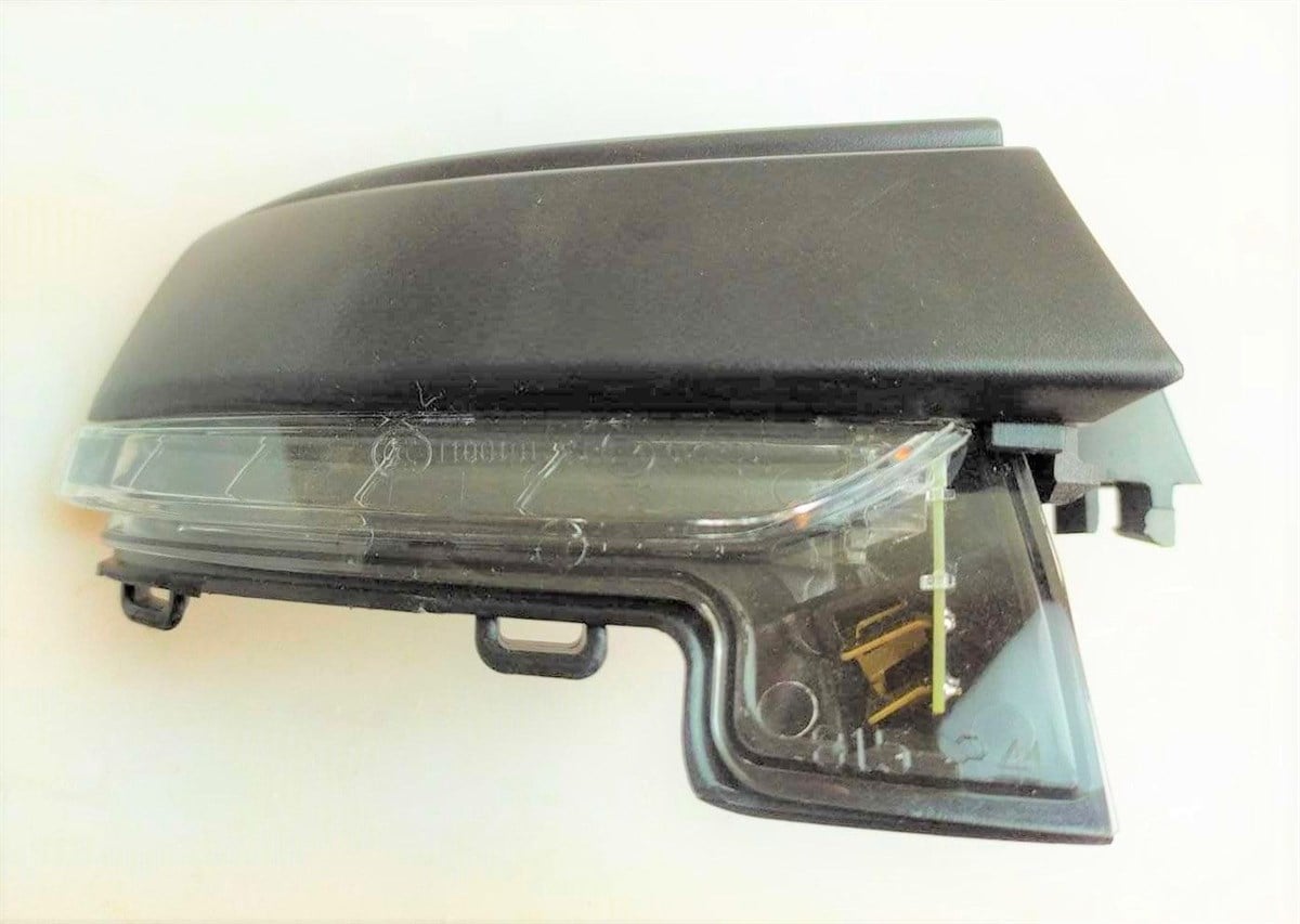 SİNYAL SKODA OCTAVIA 2013- SAĞ