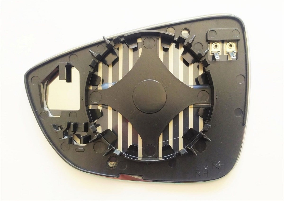 Cam Ford Focus 2018-Isıtmalı Sağ