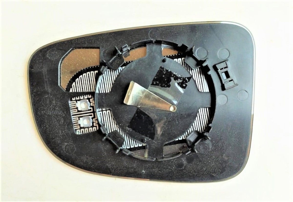 Cam Mazda 3 2014-Isıtmalı Sağ (Oval Tip )