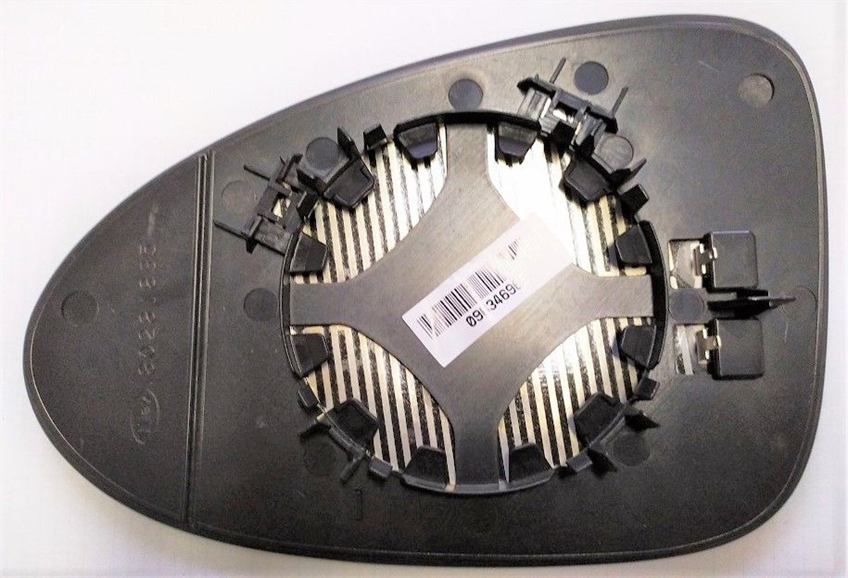 Cam Porsche Macan 2015-Isıtmalı Sağ