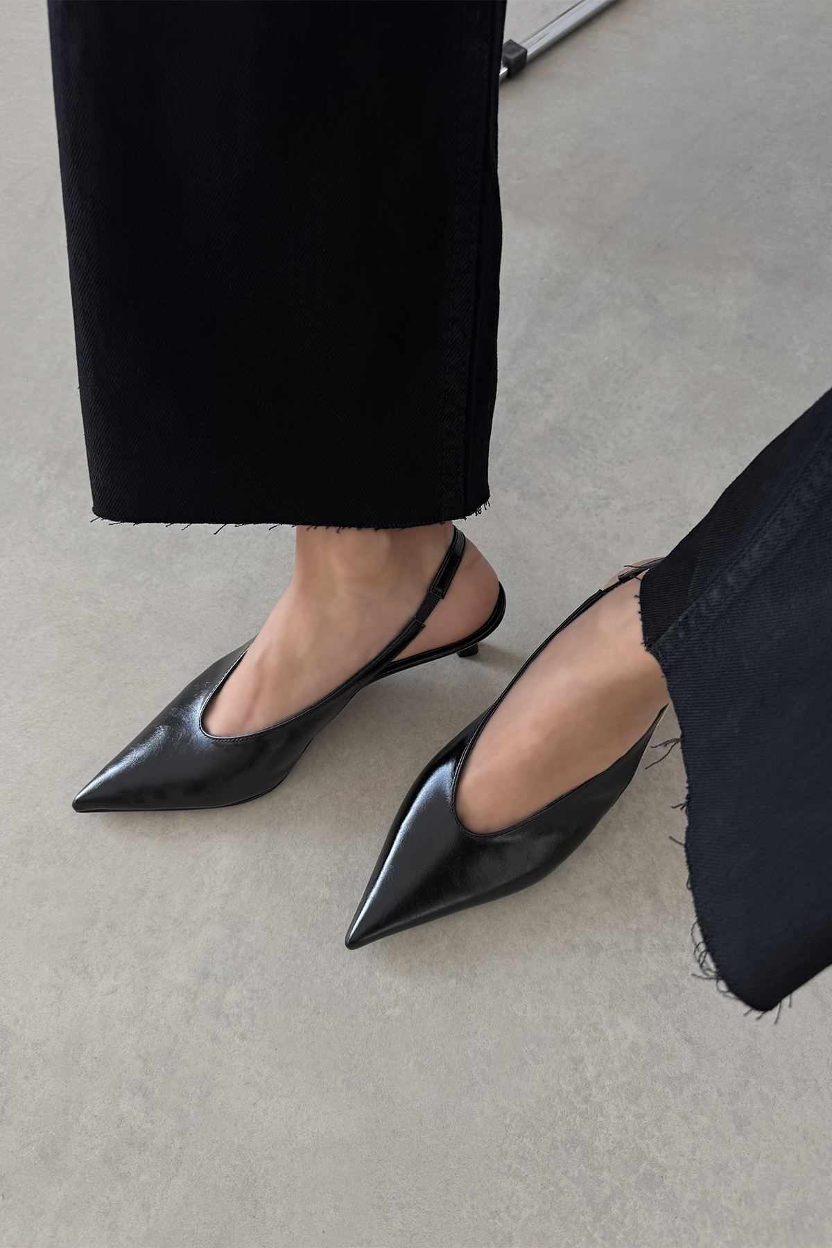 Alez Kadın Kırışık Deri Topuklu Ayakkabı Siyah