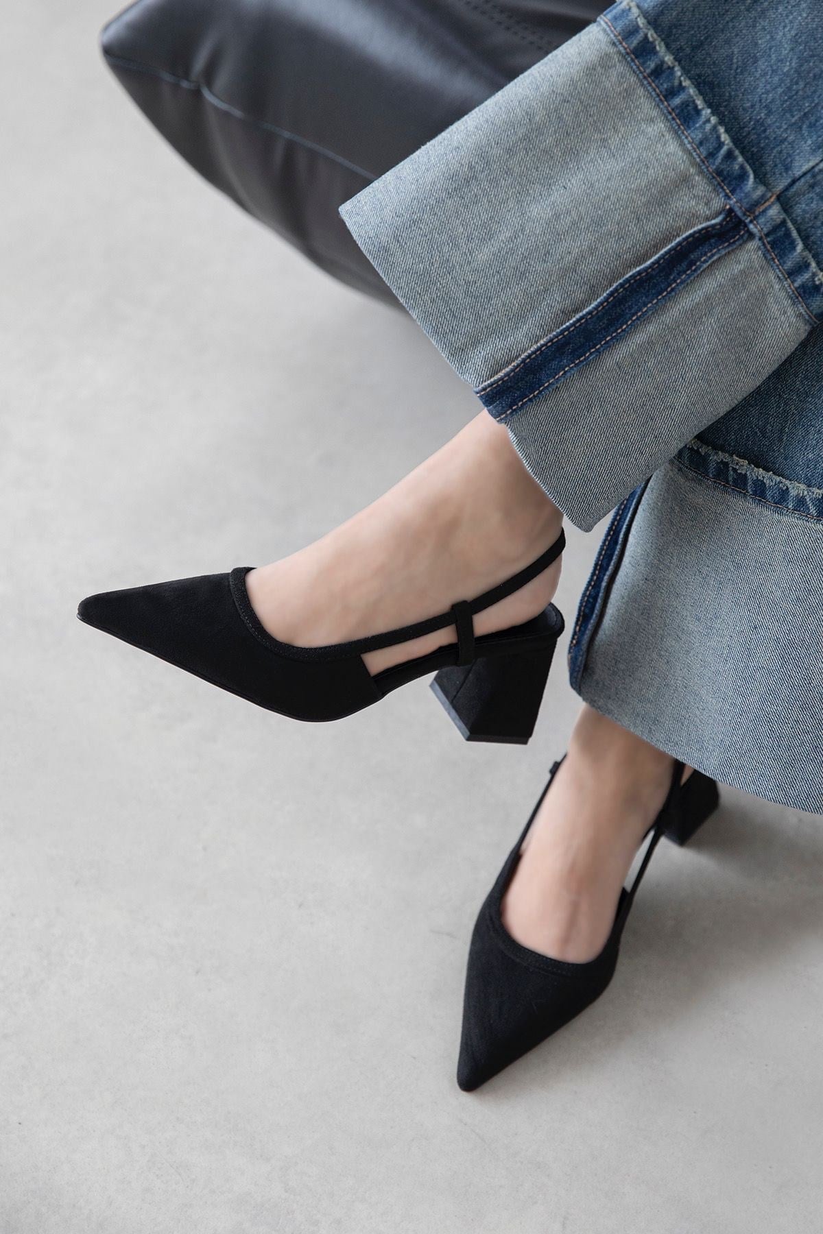 Karla Kadın Topuklu Süet  Ayakkabı Siyah