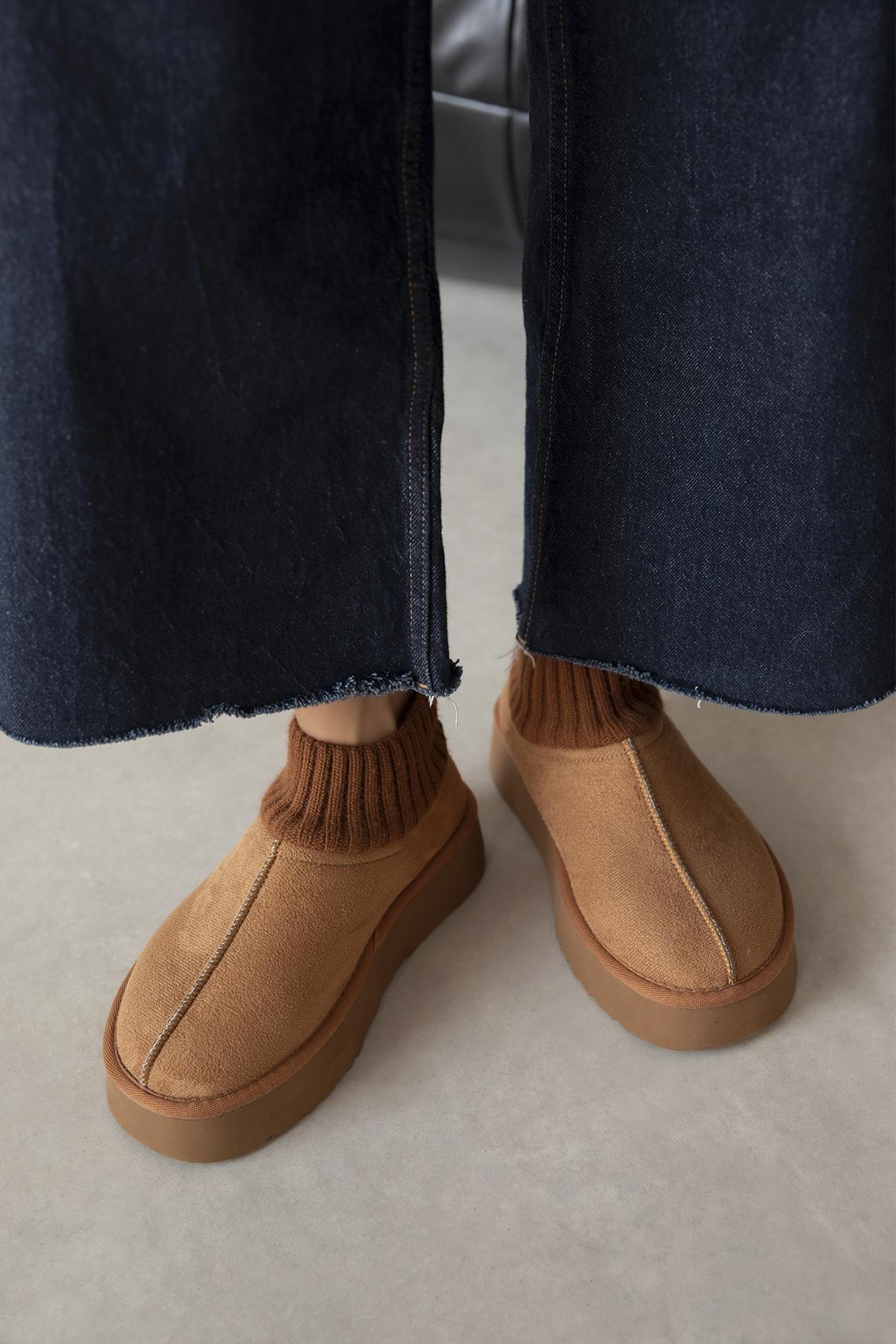 Yuki Kadın Triko Detay Ev Terliği Taba