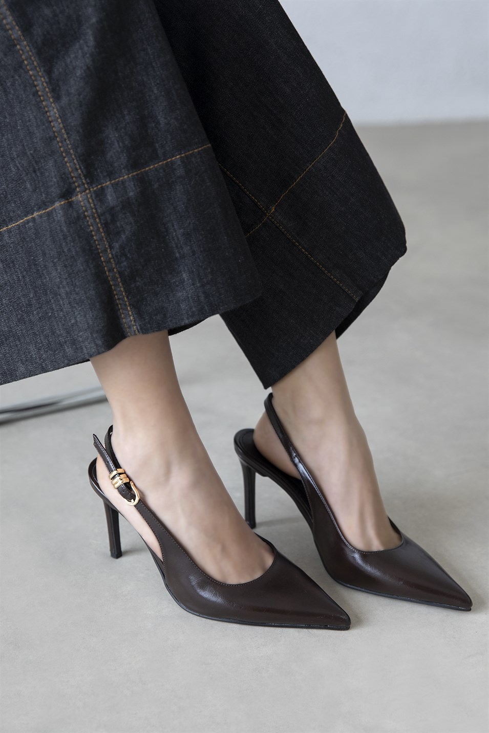 Flora Kadın Topuklu Kırışık Deri Ayakkabı Kahve