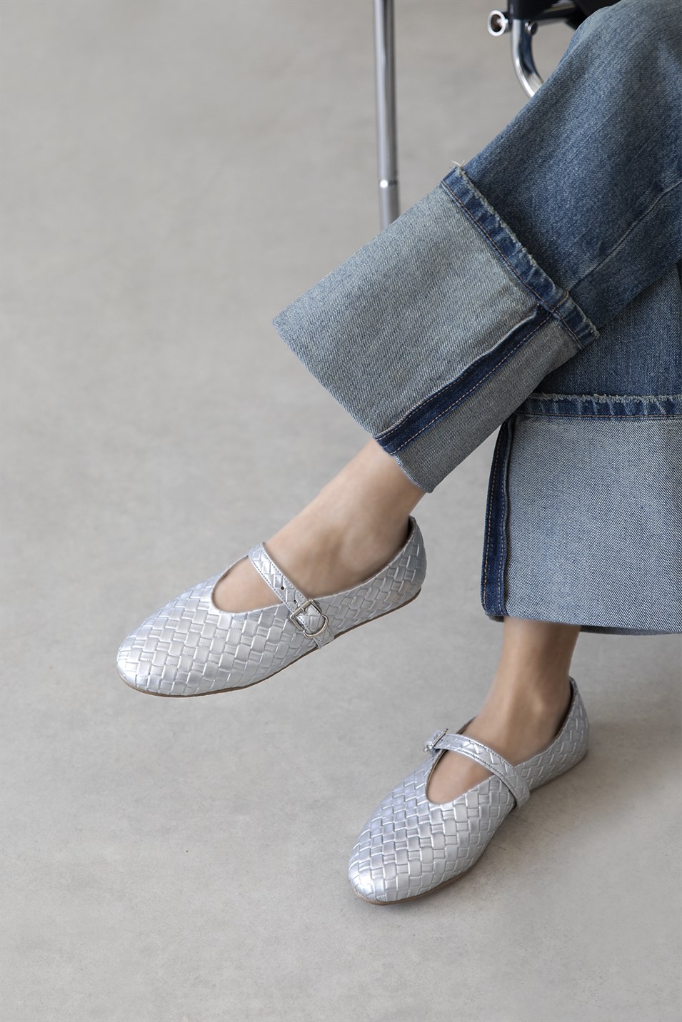 Jun Kadın Örgü Detay Deri Babet Gümüş