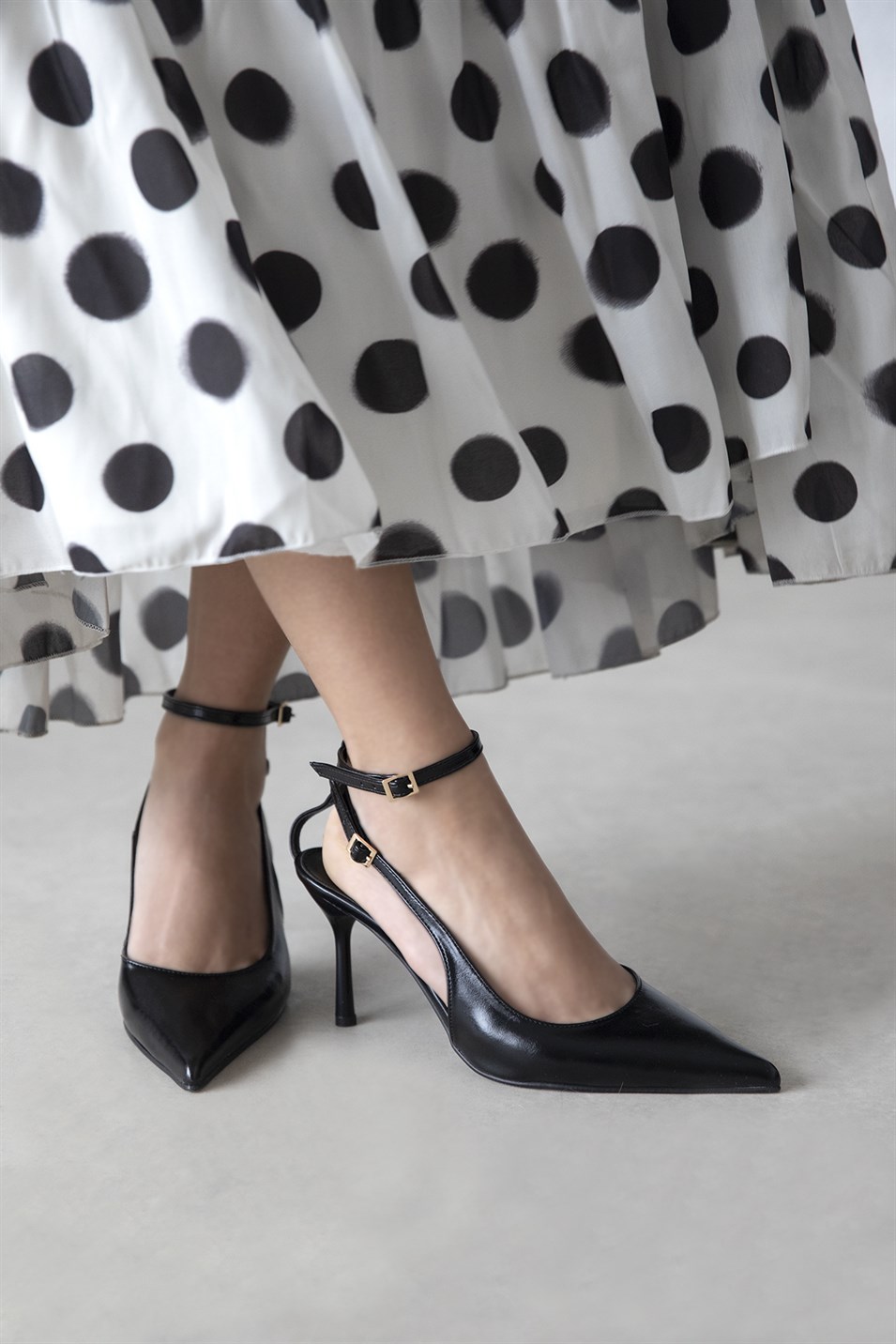 Mila Kadın Topuklu Kırışık Deri Ayakkabı Siyah