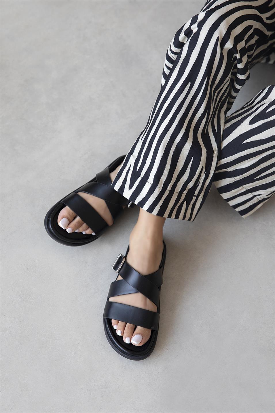 Norkys Kadın Toka Detay Günlük Konfor Terlik Siyah