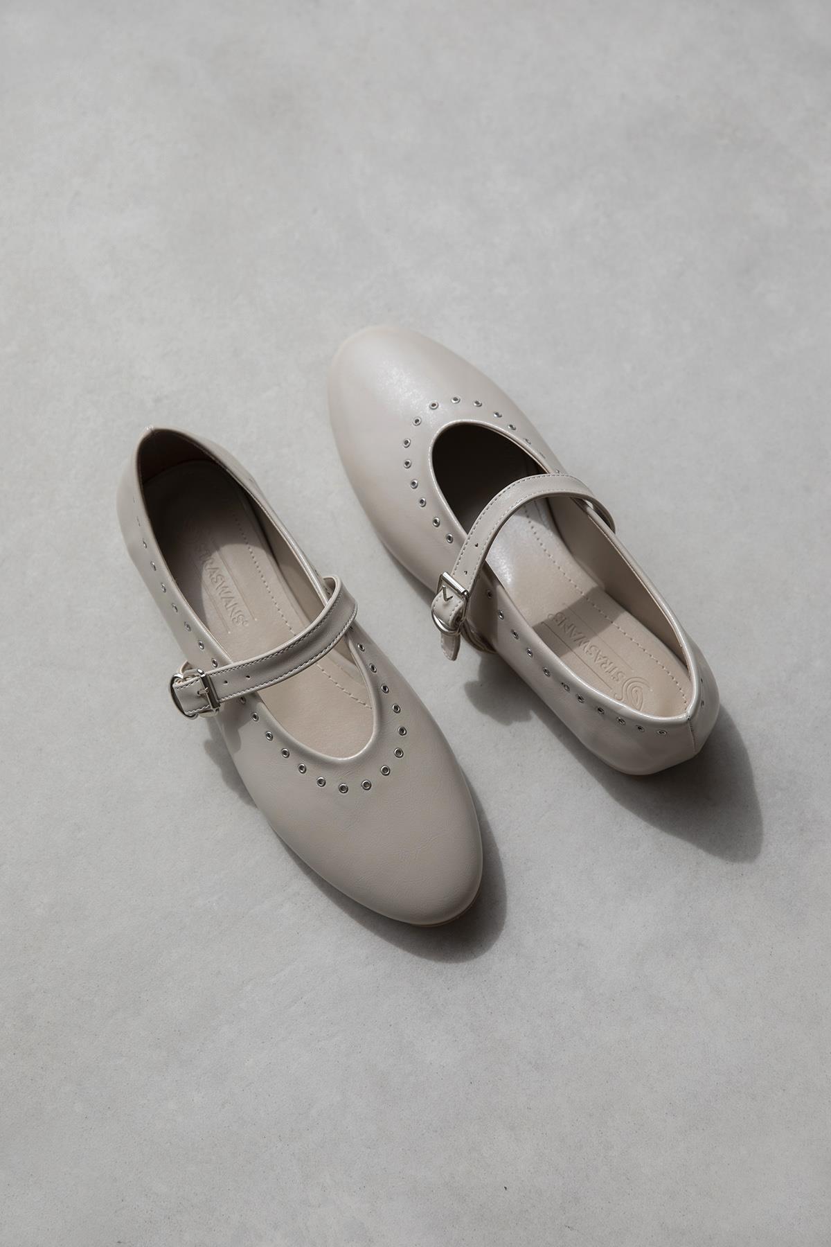 Abner  Kadın Drop Detay Kırışık Deri Babet Bej