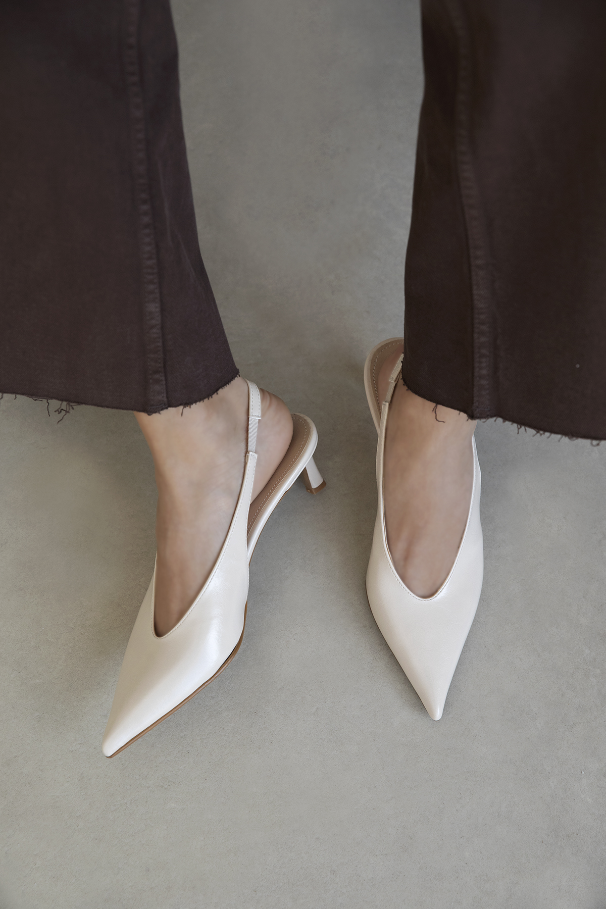 Alez Kadın Kırışık Deri Topuklu Ayakkabı Bej