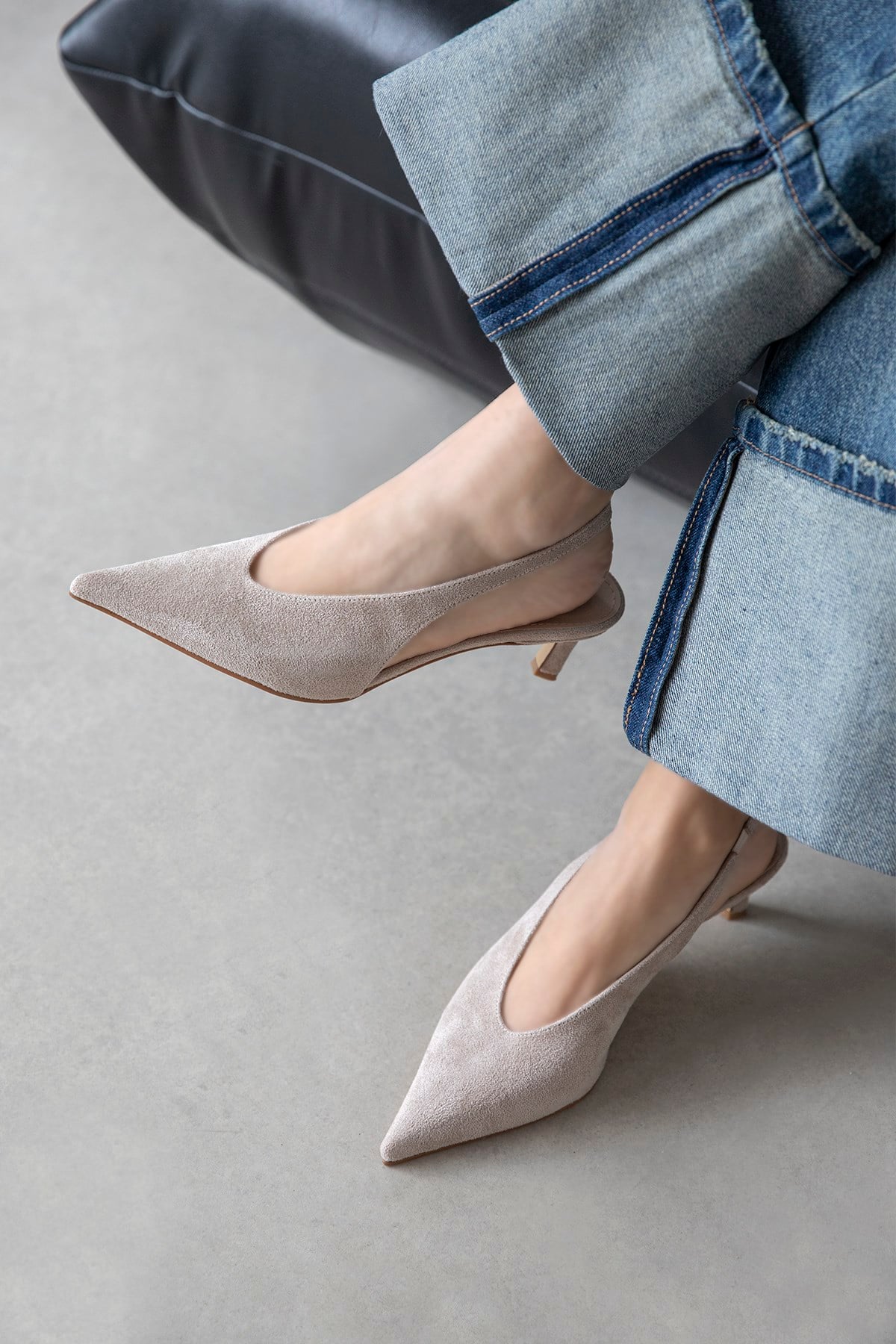 Alez Kadın Süet Topuklu Ayakkabı Bej