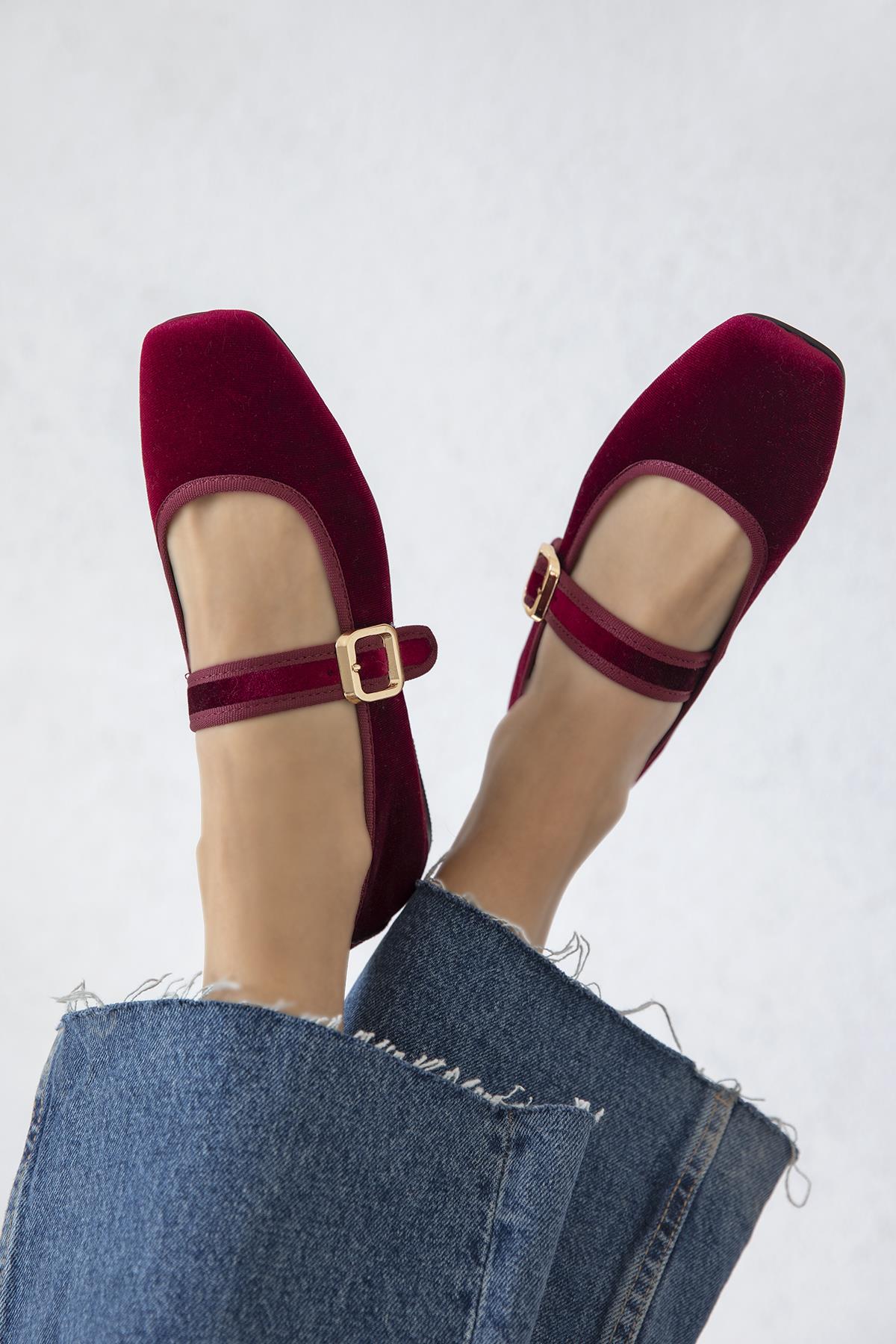 Carlisa Kadın  Kemer  Detay  Kadife   Babet Bordo