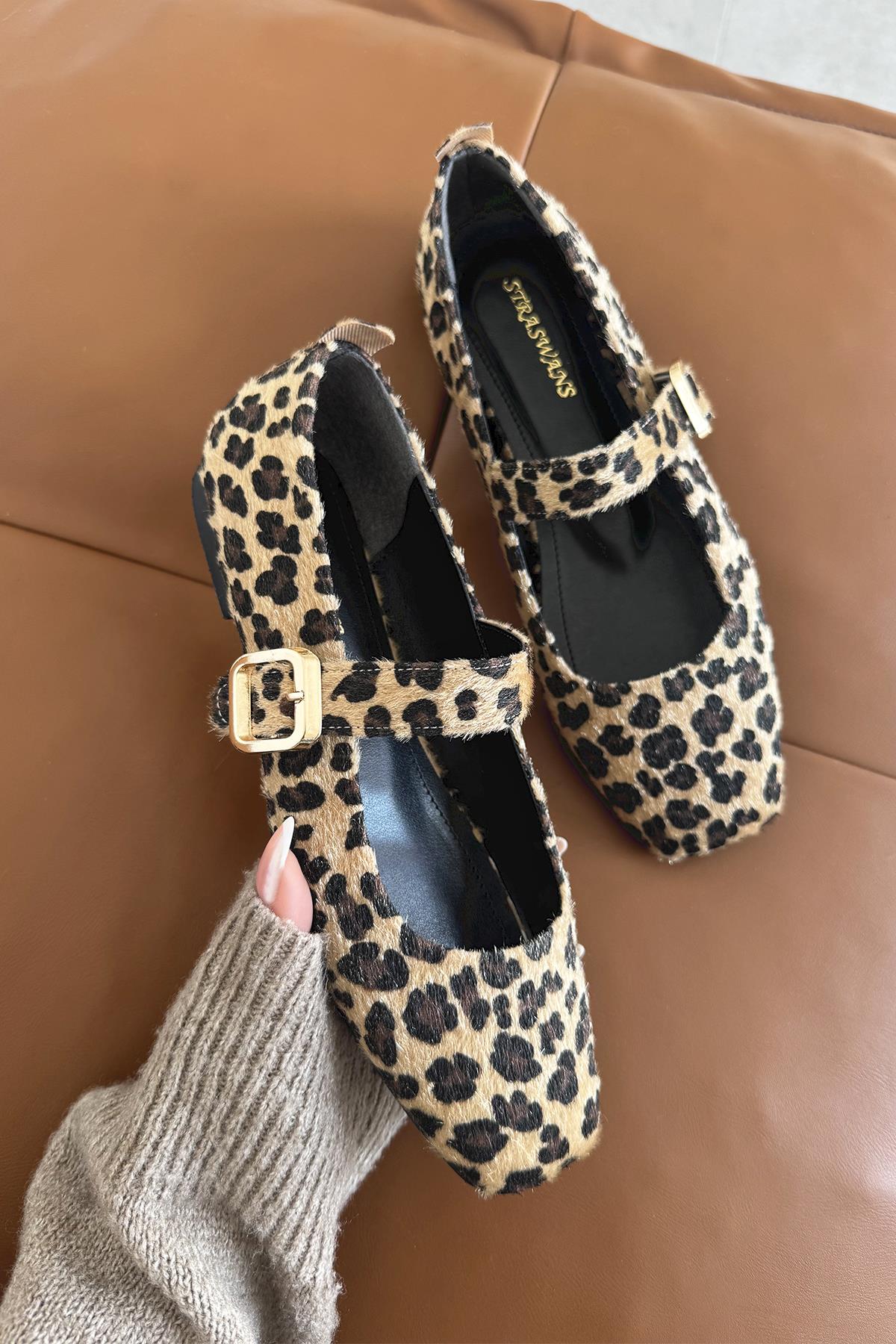 Carlisa Kadın Tay Tüyü Detay Babet Leopar