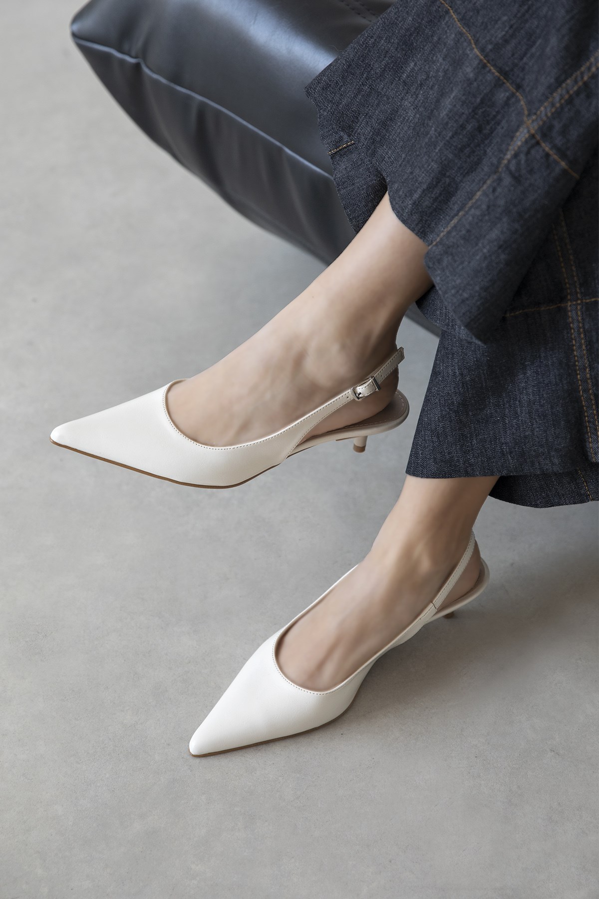 Cuesta  Kadın Topuklu Kırışık Deri Ayakkabı Krem