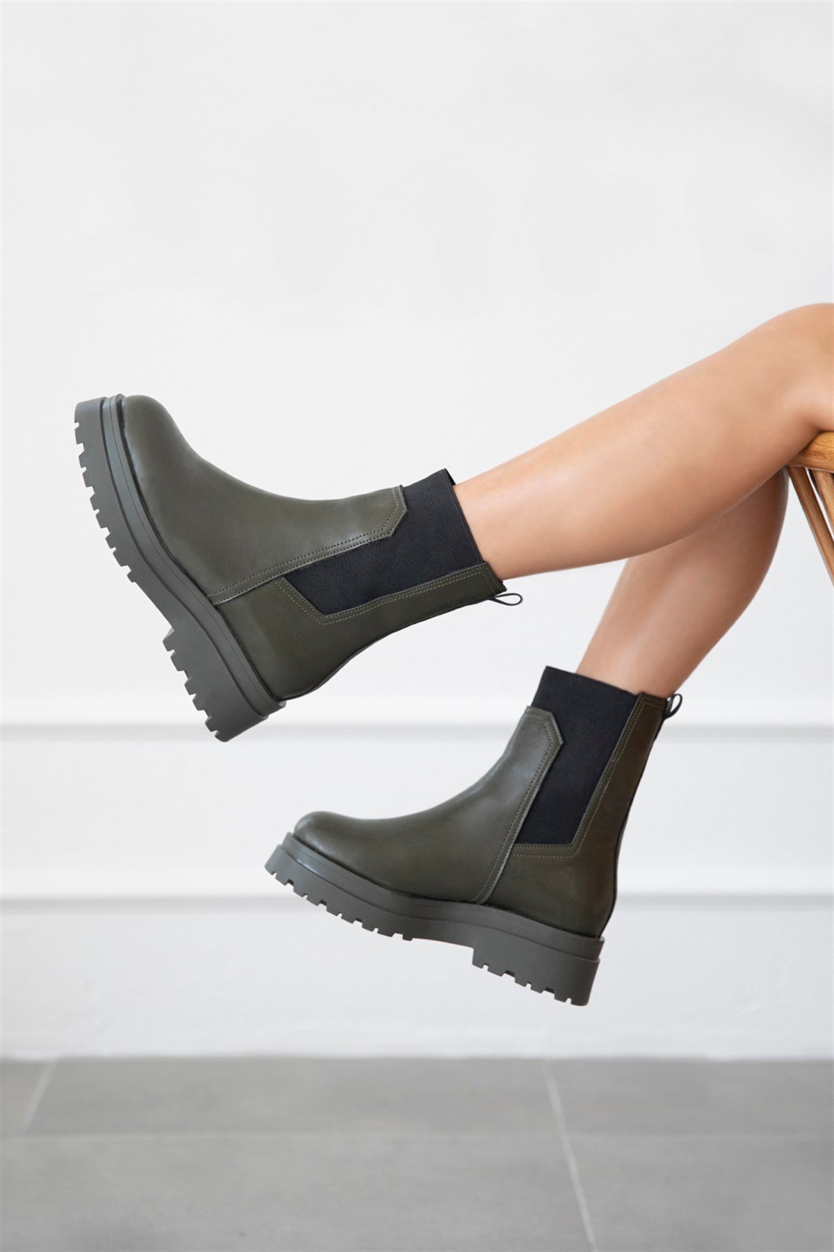 Embers Kadın Lastik Detay  Deri  Postal  Bot Haki