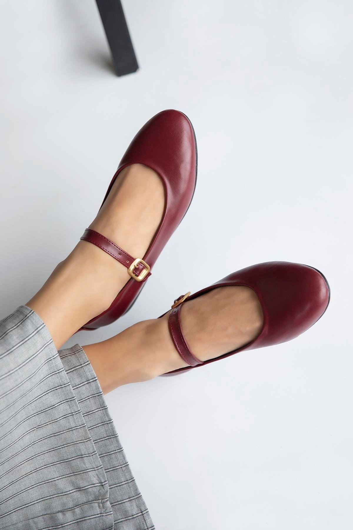 Hollie   Kadın  Kemer  Detay  Deri  Babet Bordo