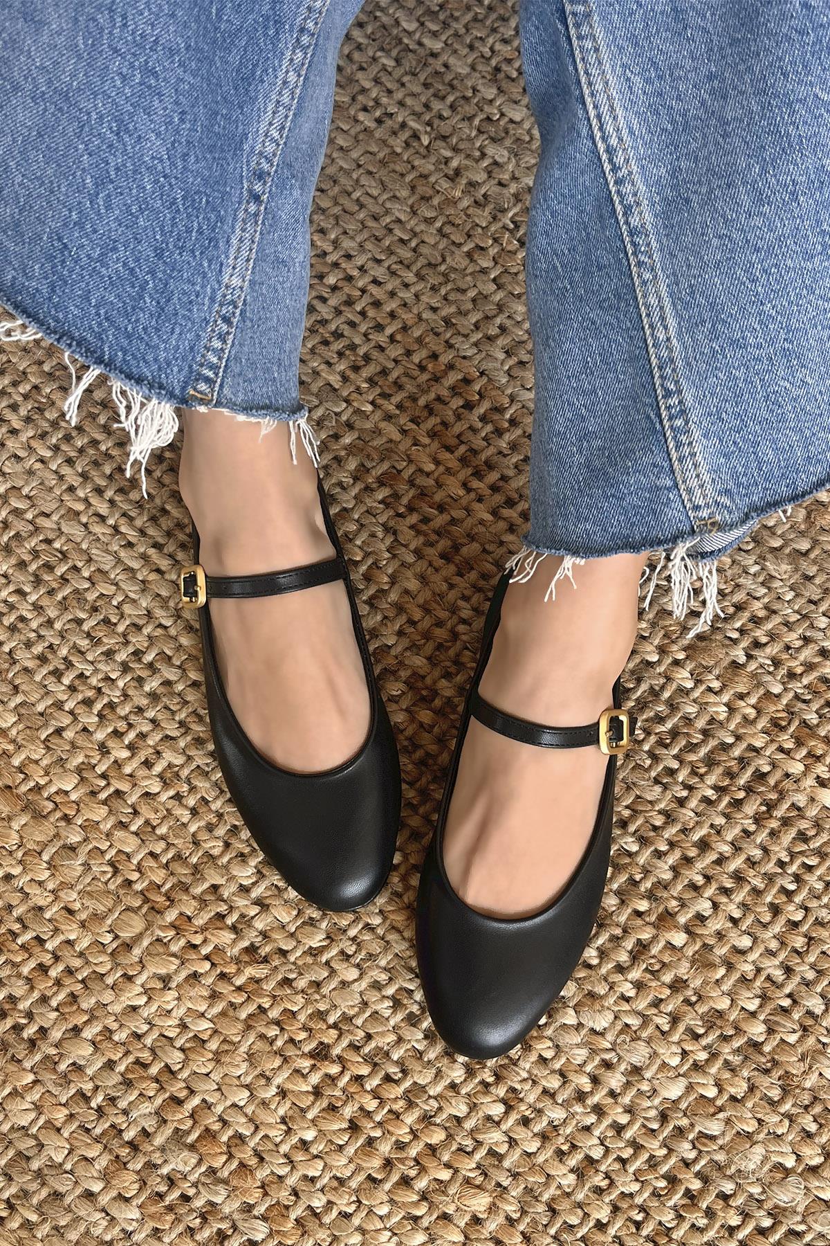 Hollie   Kadın  Kemer  Detay  Deri  Babet Siyah