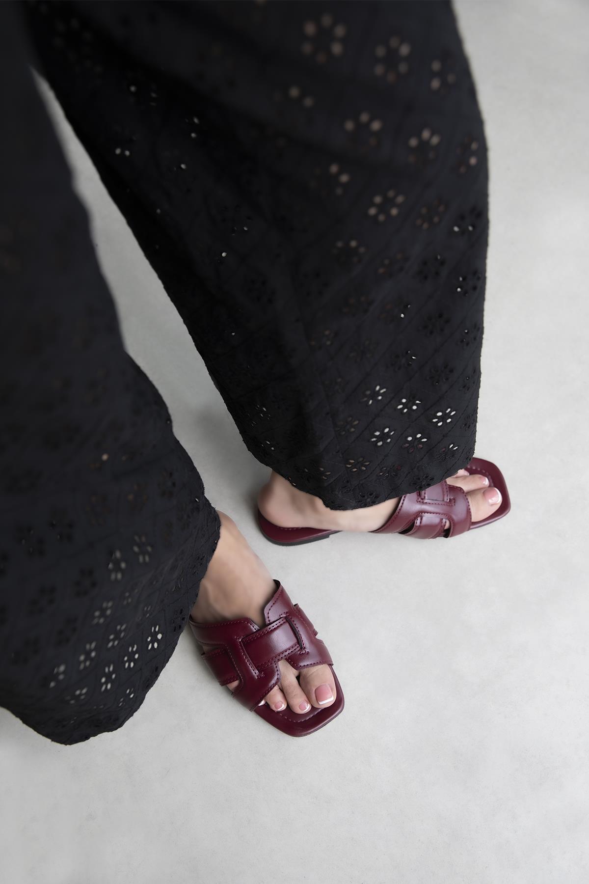 Huxx  Kadın Tek Bant  Günlük Parlak Deri  Terlik Bordo