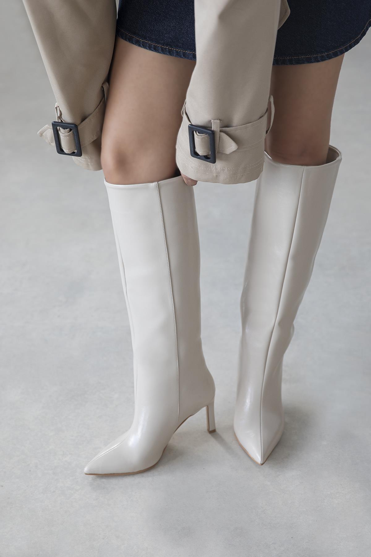 Judd Kadın Kırışık Deri Çizme Bej