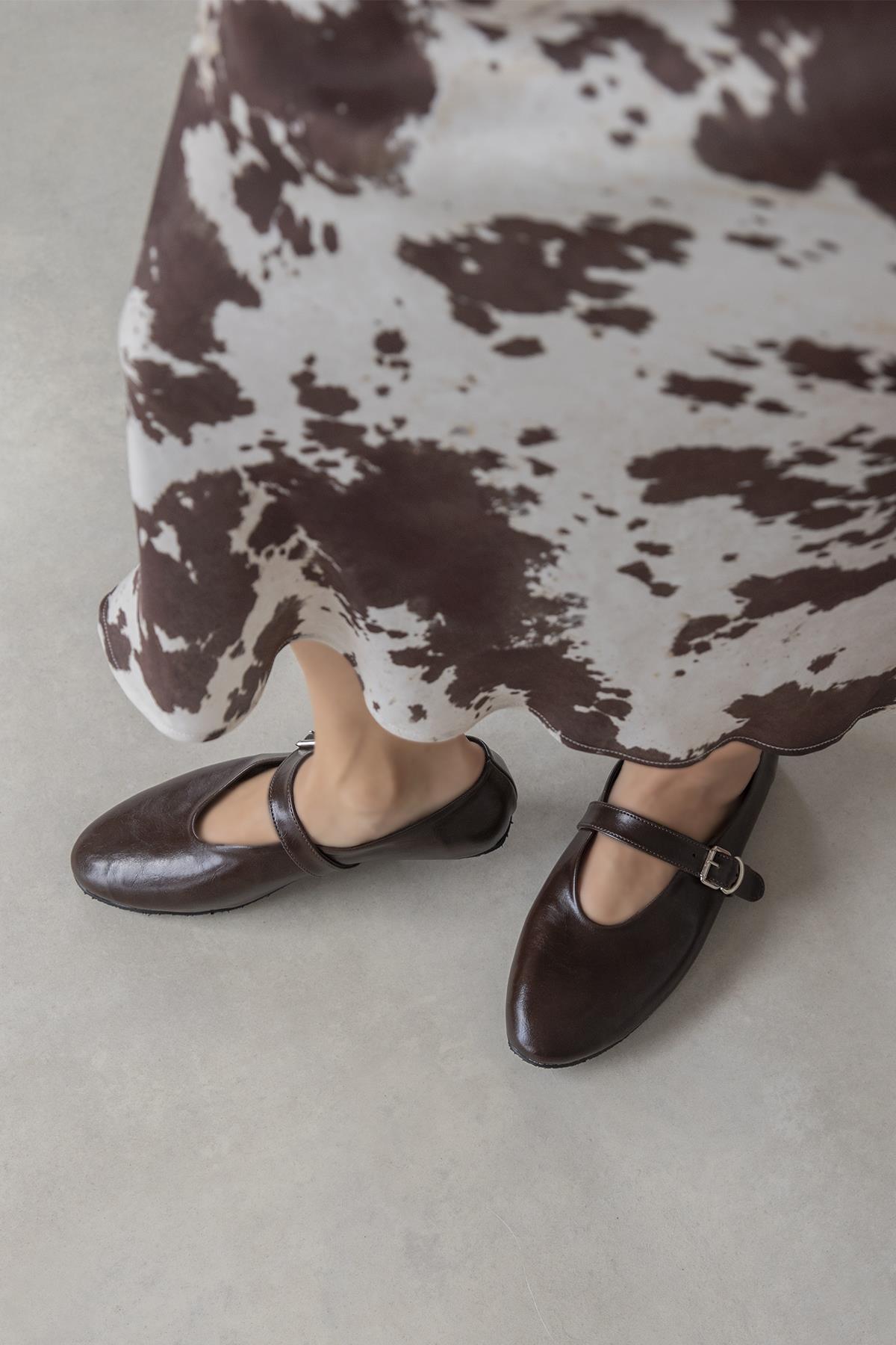 Jun Kadın  Kırışık Deri Babet Kahve