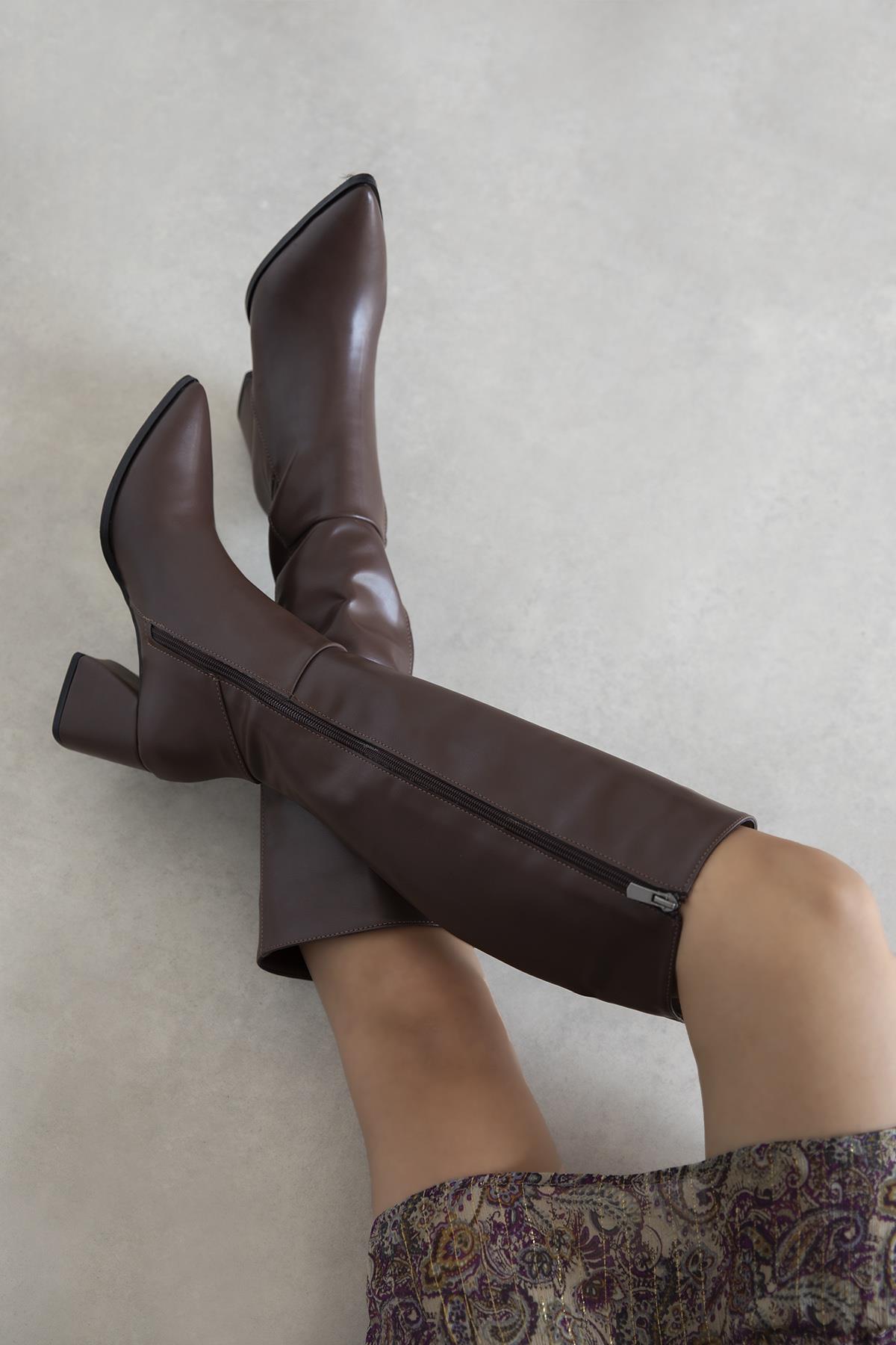 Kamilla Kadın  Deri Çizme Kahve