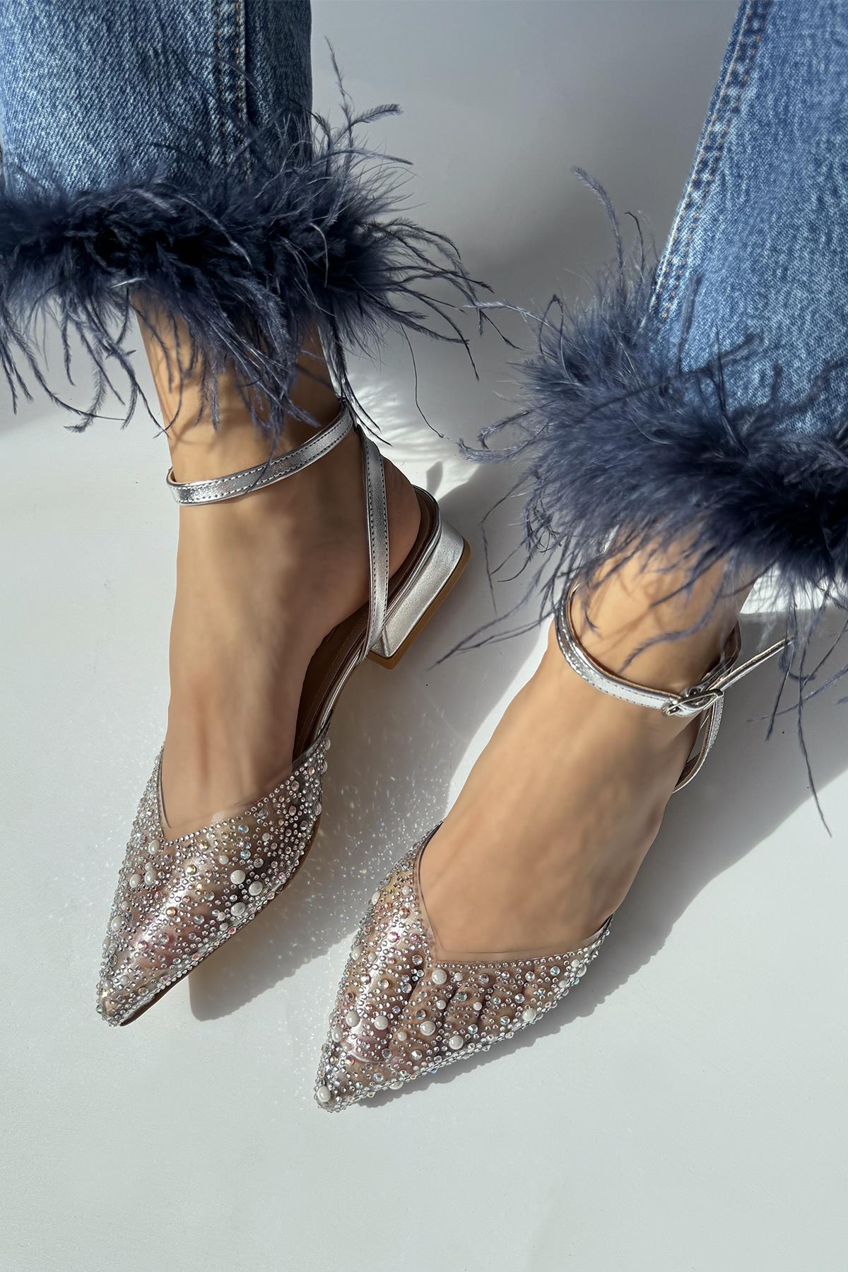 Marisa Kadın Taş Detay Şeffaf Topuklu  Ayakkabı Gümüş