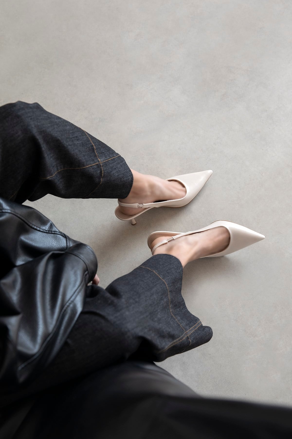 Raye Kadın Topuklu Kırışık Deri Ayakkabı Bej