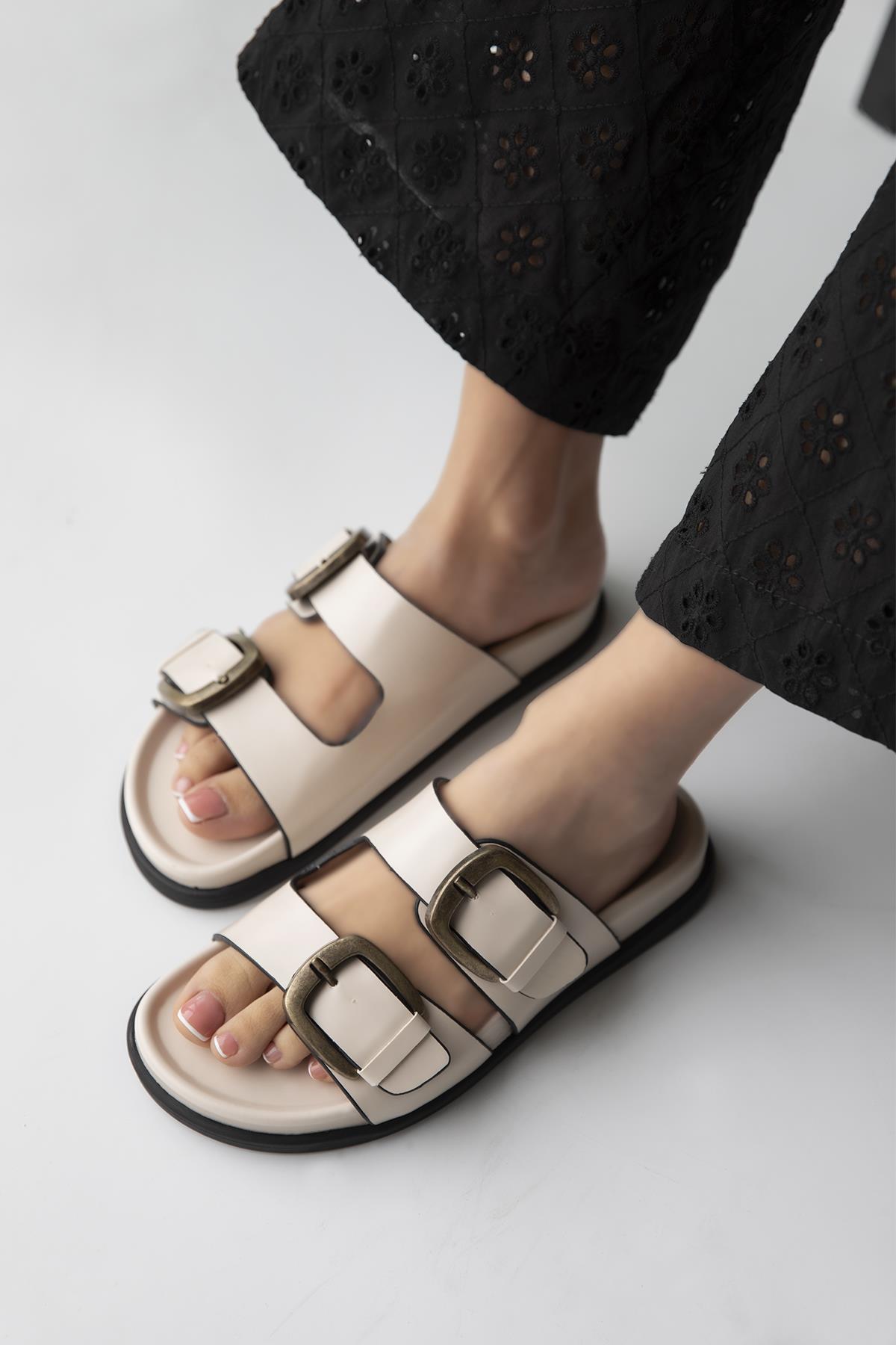 Sebonis Kadın Toka Detay Günlük Konfor Deri Terlik Bej