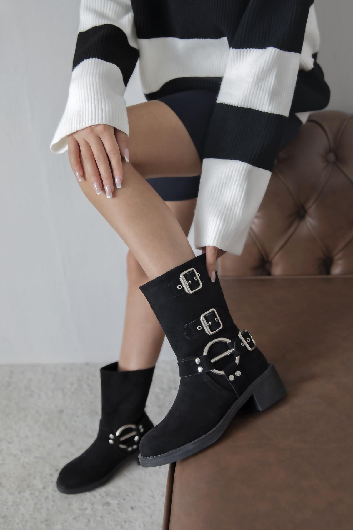 Senya  Kadın  Aksesuar Detay  Süet Bot Siyah