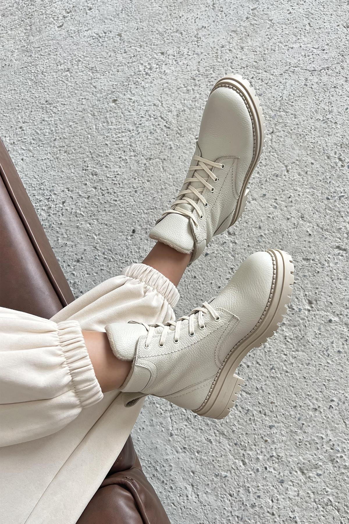 Stones  Kadın Hakiki  Deri Postal  Bot Bej