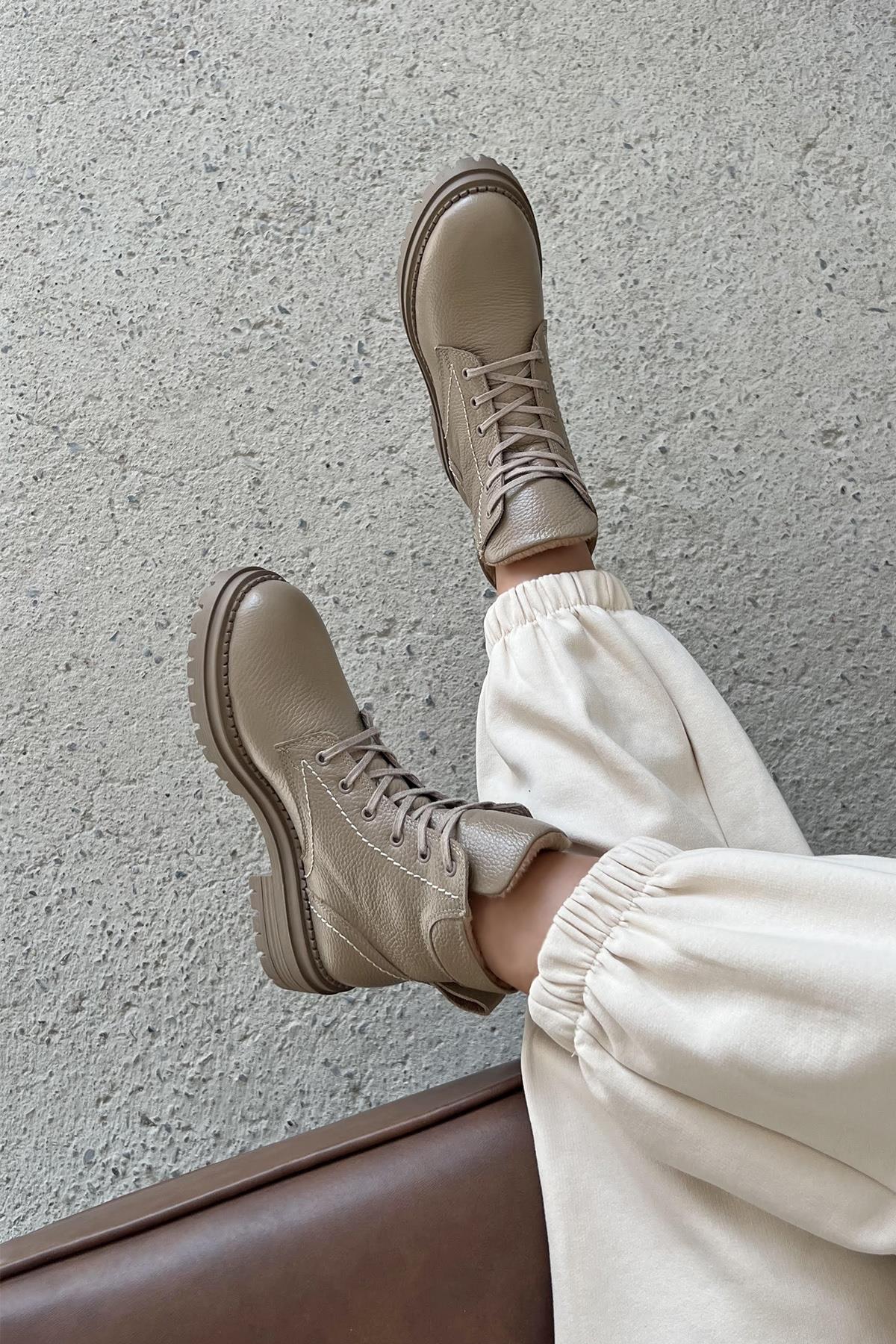 Stones  Kadın Hakiki  Deri Postal  Bot Vizon