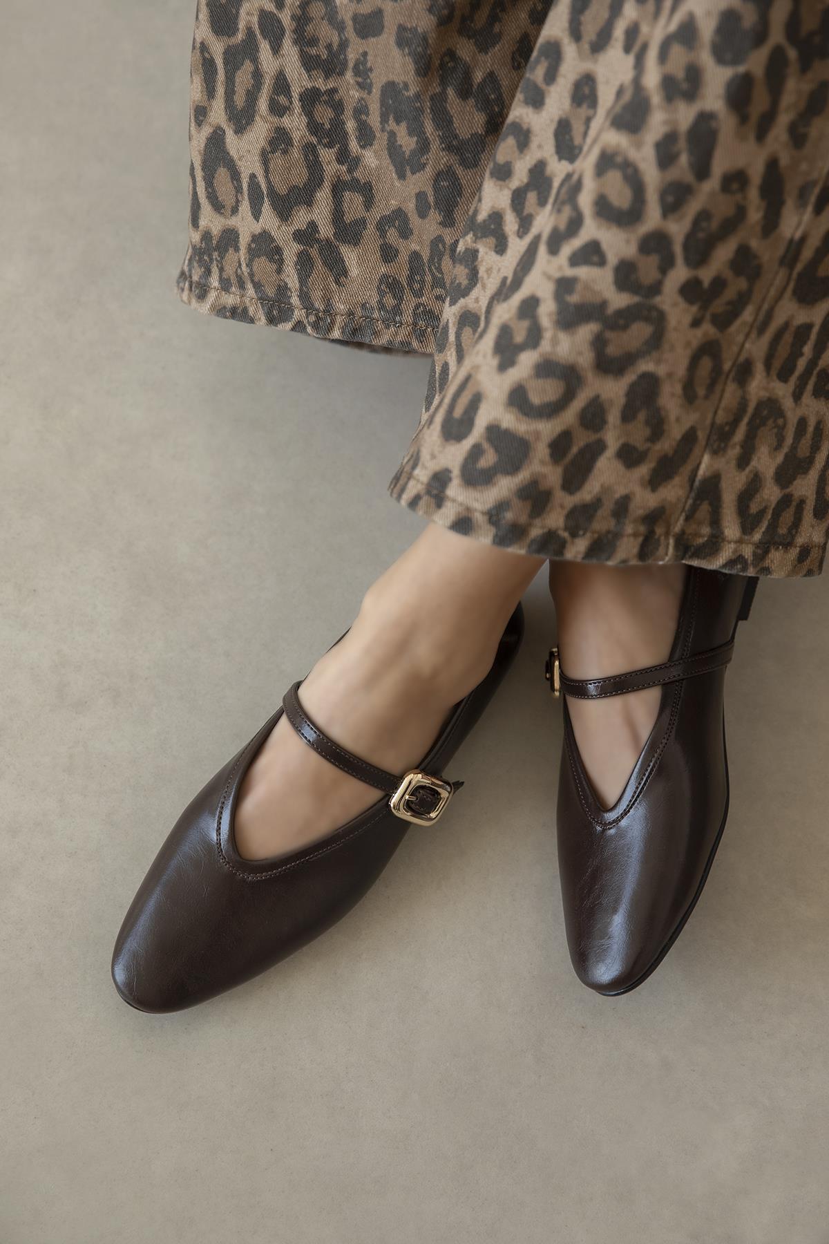 Stony Kadın Kırışık Deri Babet Kahve