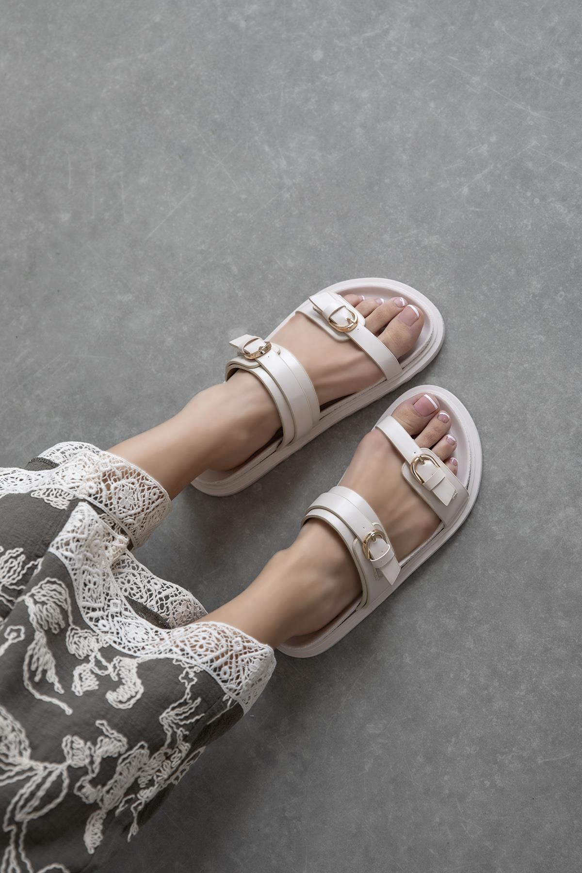 Sunday  Kadın  Toka  Detay  Günlük  Konfor Terlik Bej