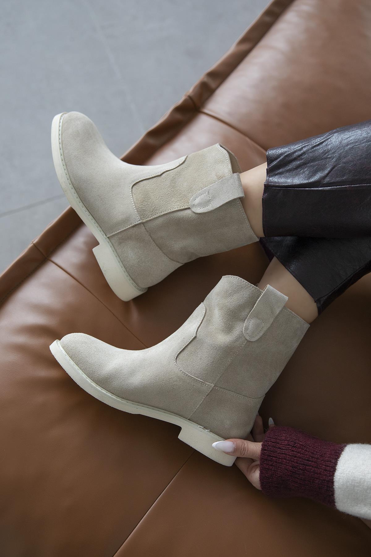 Toffy Kadın Düz Taban Hakiki Deri Süet Bot Bej