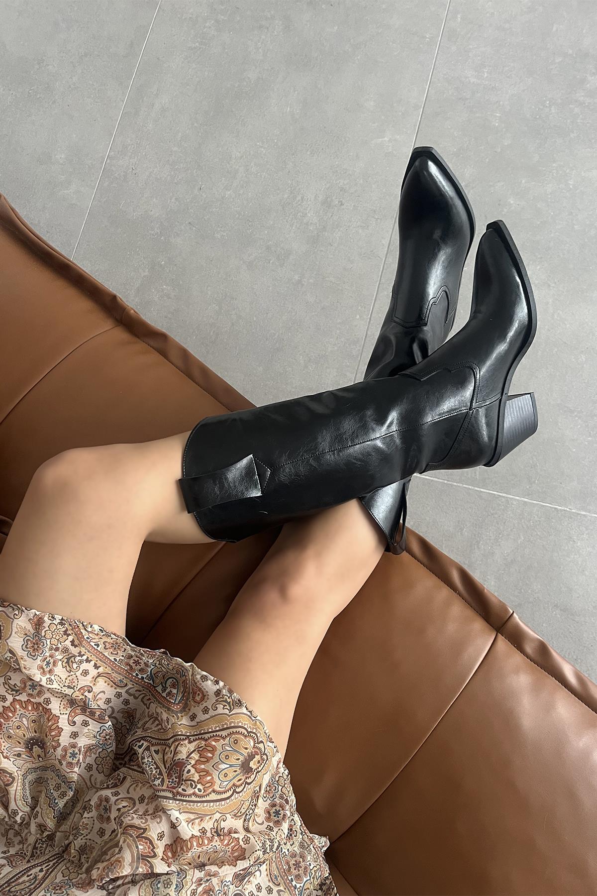 Vega Kadın Cilt  Deri Çizme Siyah