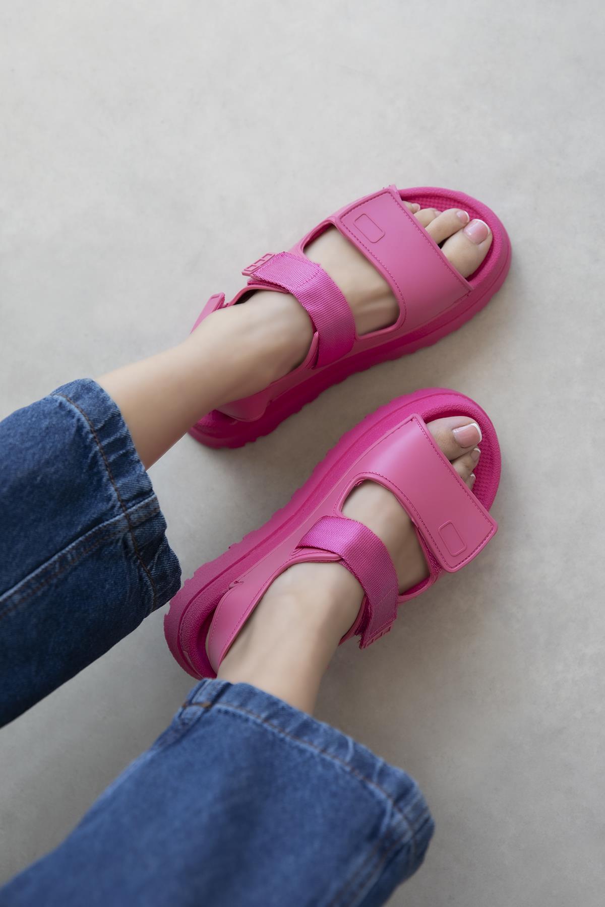 Zenya Kadın Cırt Detay Sandalet Fuşya